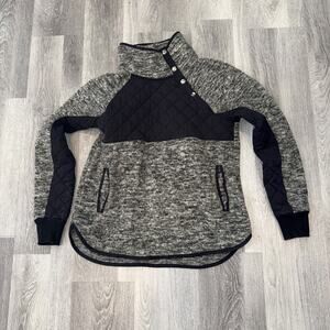 Abercrombie & Fitch Women’s Small Gray Fleece Pullover Quilted Snap Neck Jacket